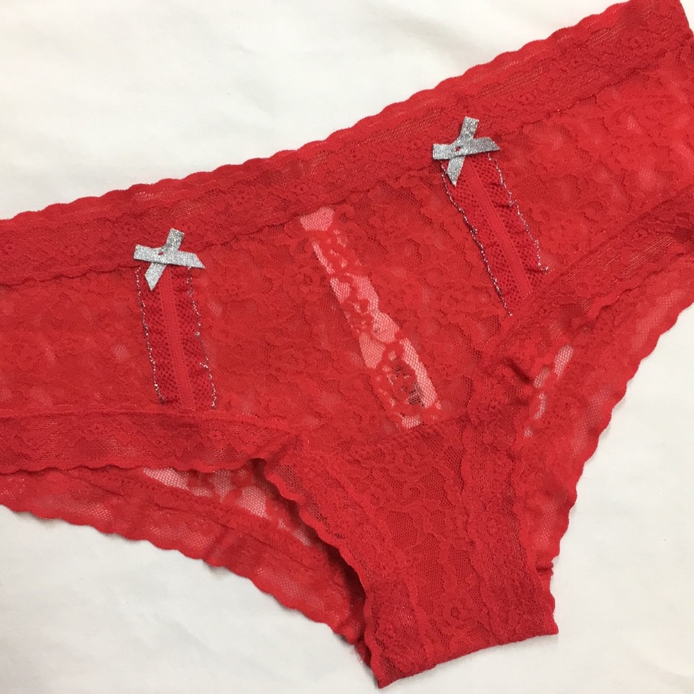 Victoria’s Secret Lace Hiphugger Panty